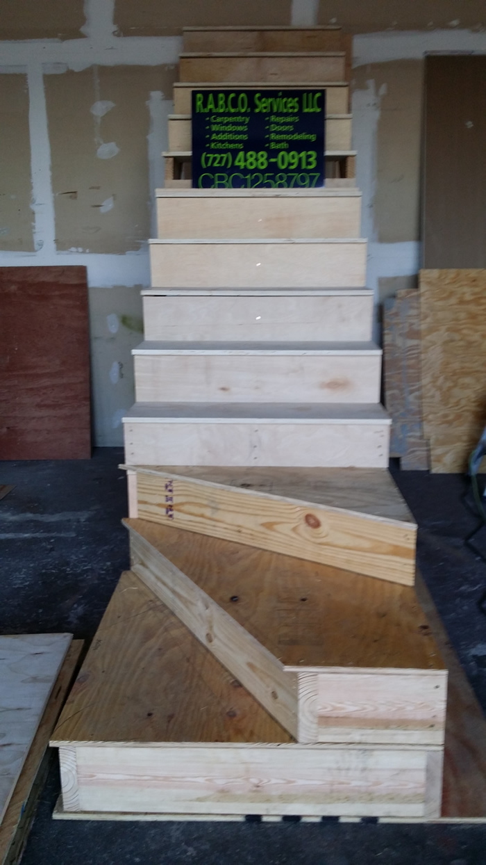 interior-staircase-framing